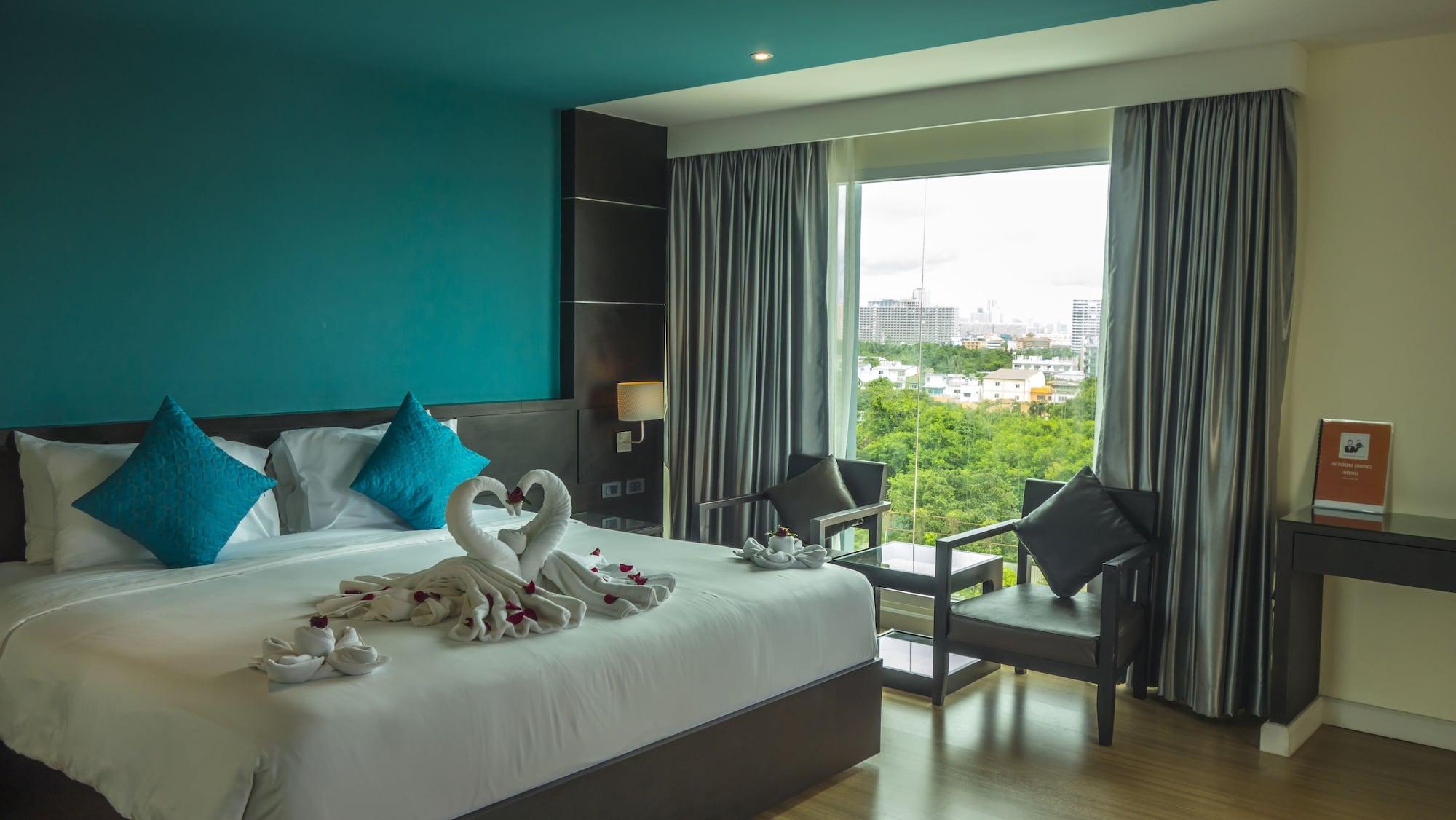 Unique Regency Pattaya Hotell Exteriör bild