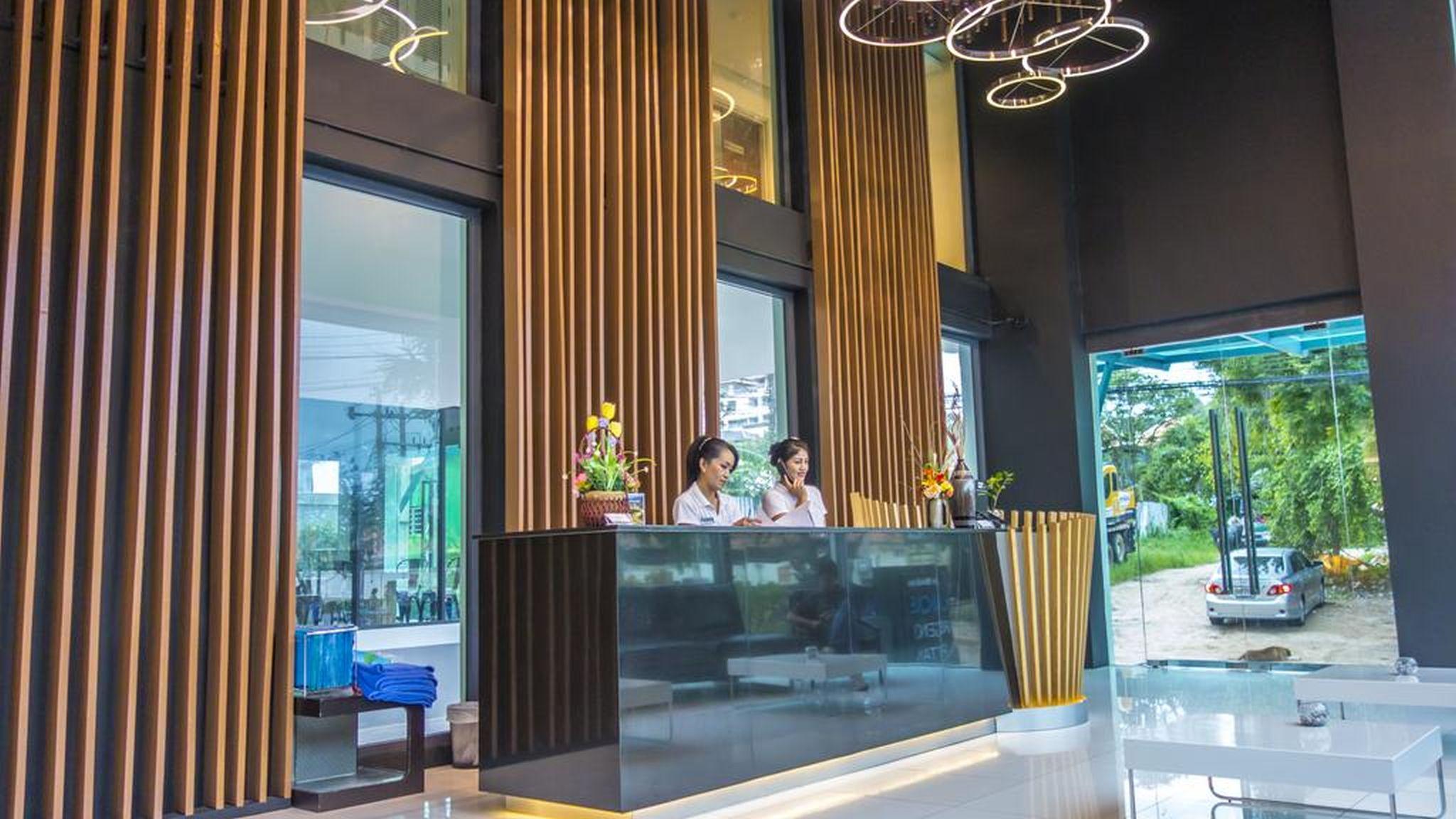 Unique Regency Pattaya Hotell Exteriör bild