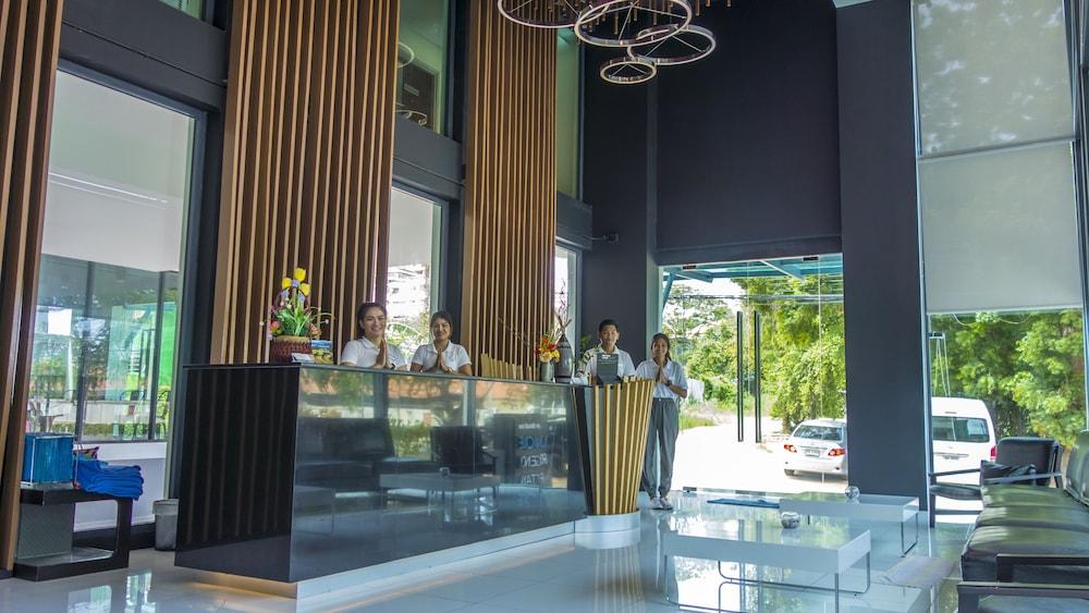 Unique Regency Pattaya Hotell Exteriör bild