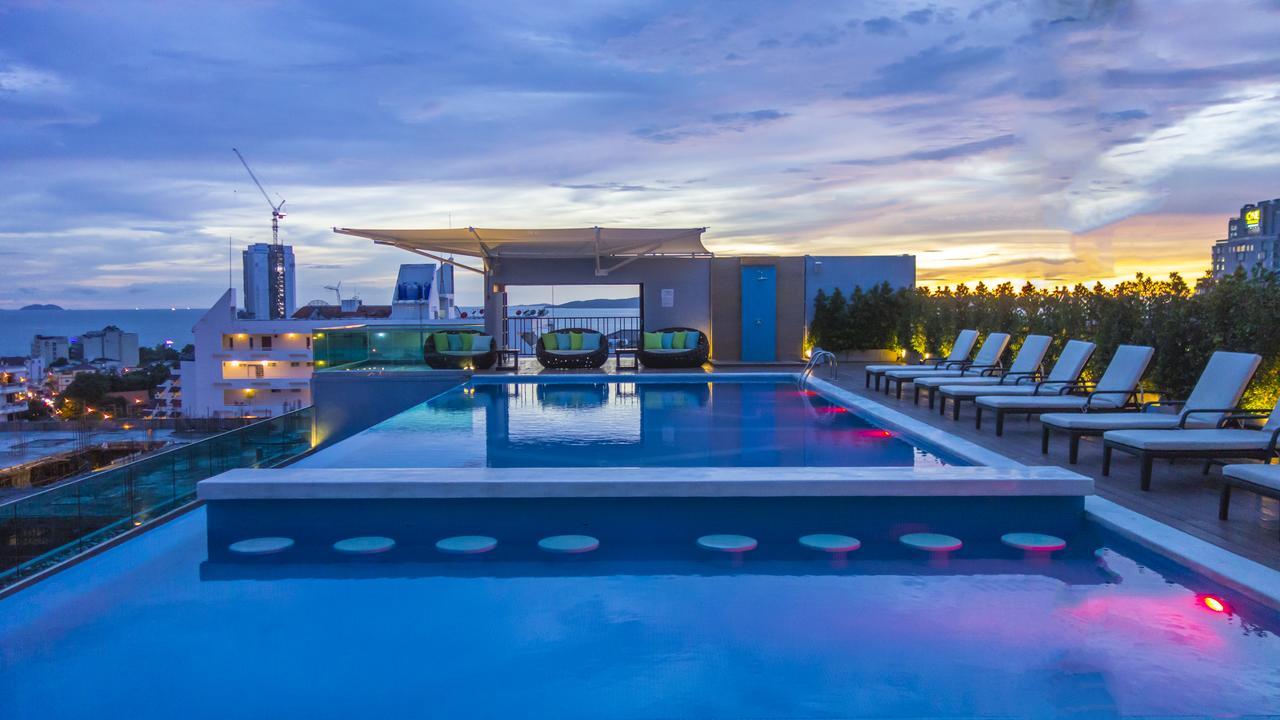 Unique Regency Pattaya Hotell Exteriör bild